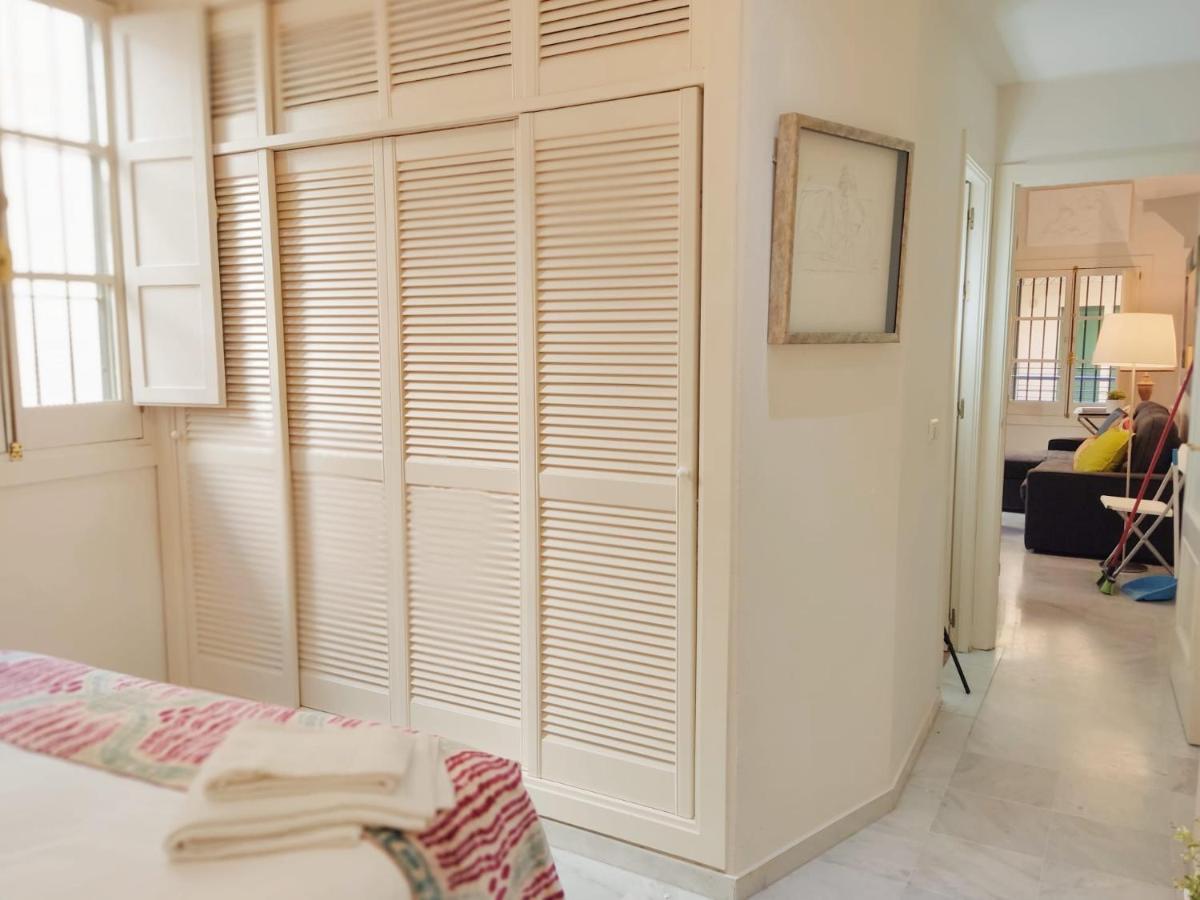 Homeyseville-Bright Apartment At Santa Cruz 4 Pax, Parking Optional ภายนอก รูปภาพ